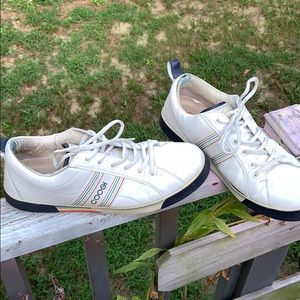 Coogi tennis shoes size 12
